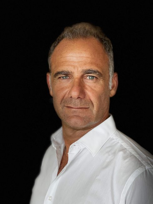 headshot 01 (1)